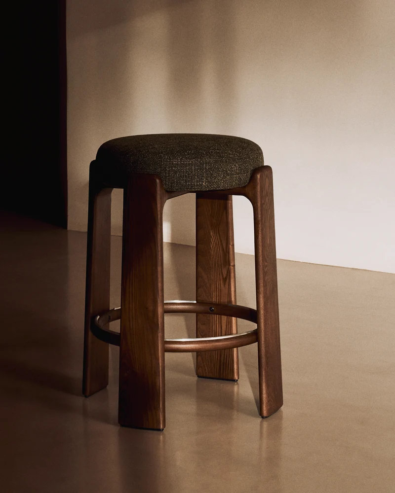 Granite stool in green chenille and solid ash wood with walnut-coloured finish FSC 100% 65cm