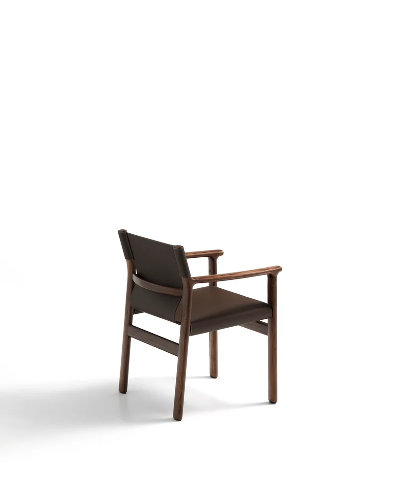 Jan chair made of dark brown recycled leather fibres and FSC 100% solid ash wood with walnut-coloured finish