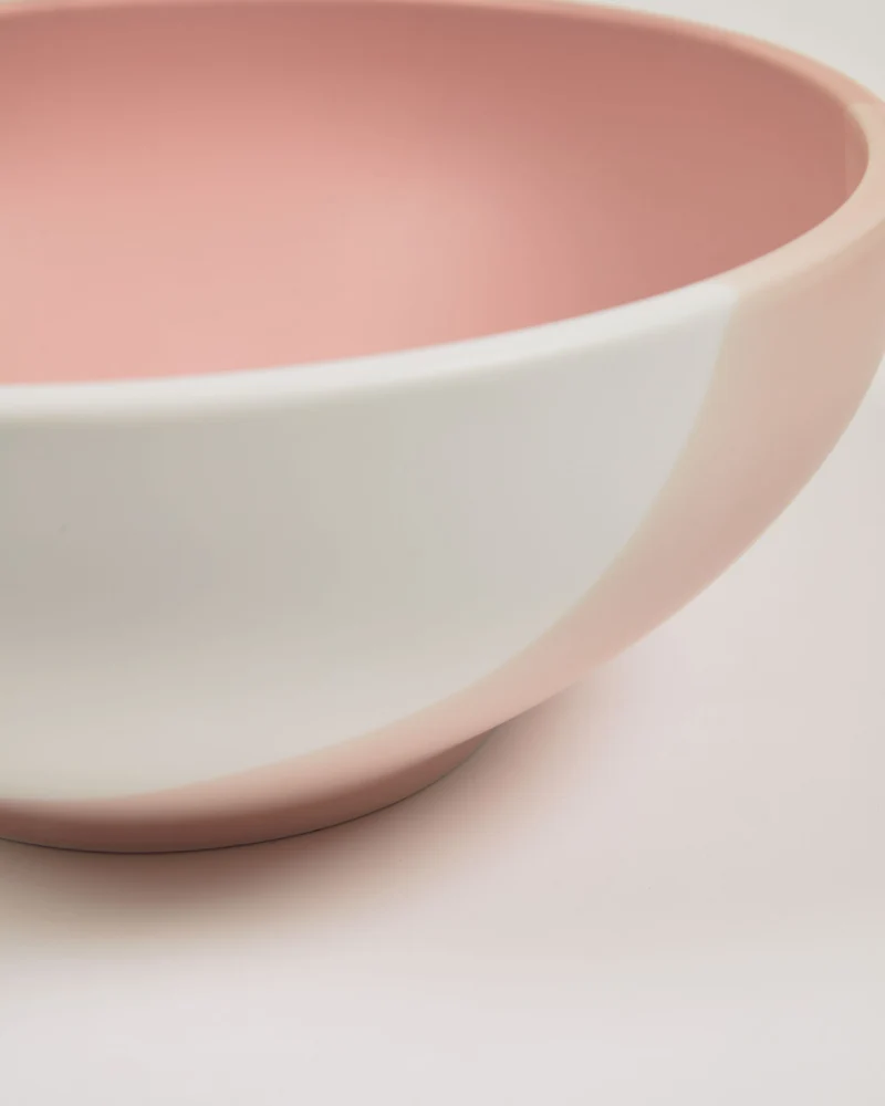 Sayuri large porcelain bowl in pink and white