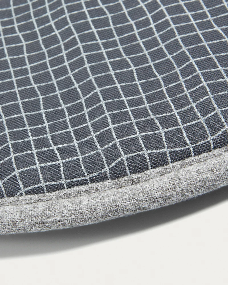 Silke cushion beige