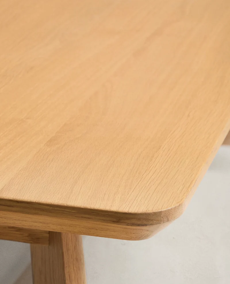 Idun Dining Table