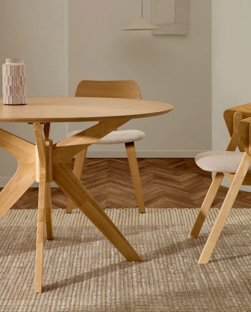 Naanim Round Table Oak Finish