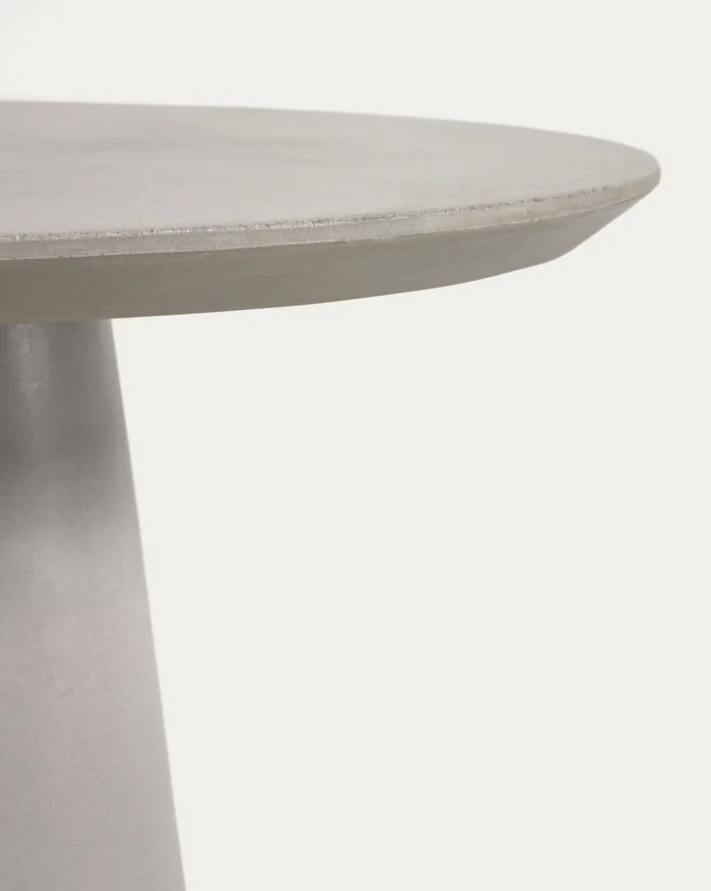 Itai Outdoor Table