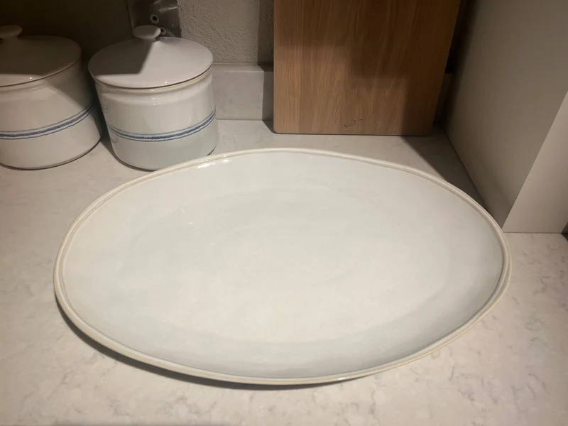 Clovelly Large Platter - Reactive White