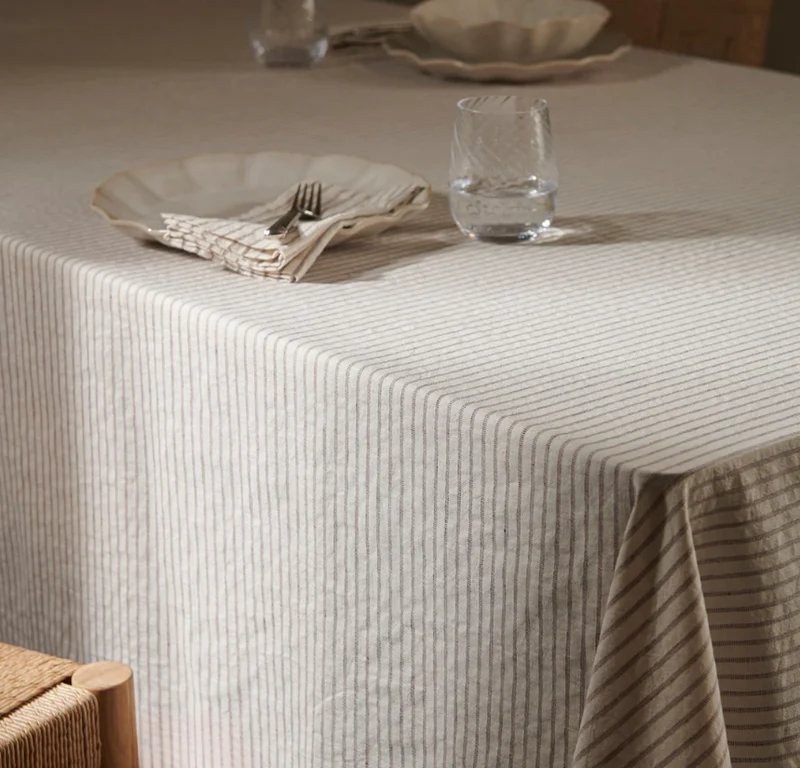 Maeve Tablecloth 250cm