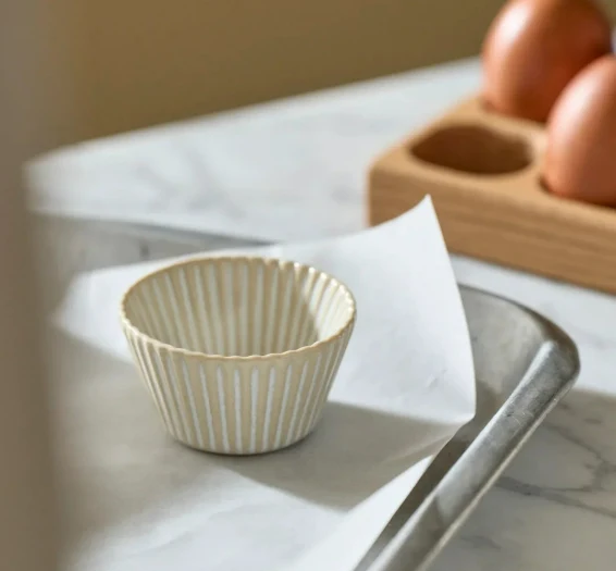 Bramley Ceramic White Cupcake Case