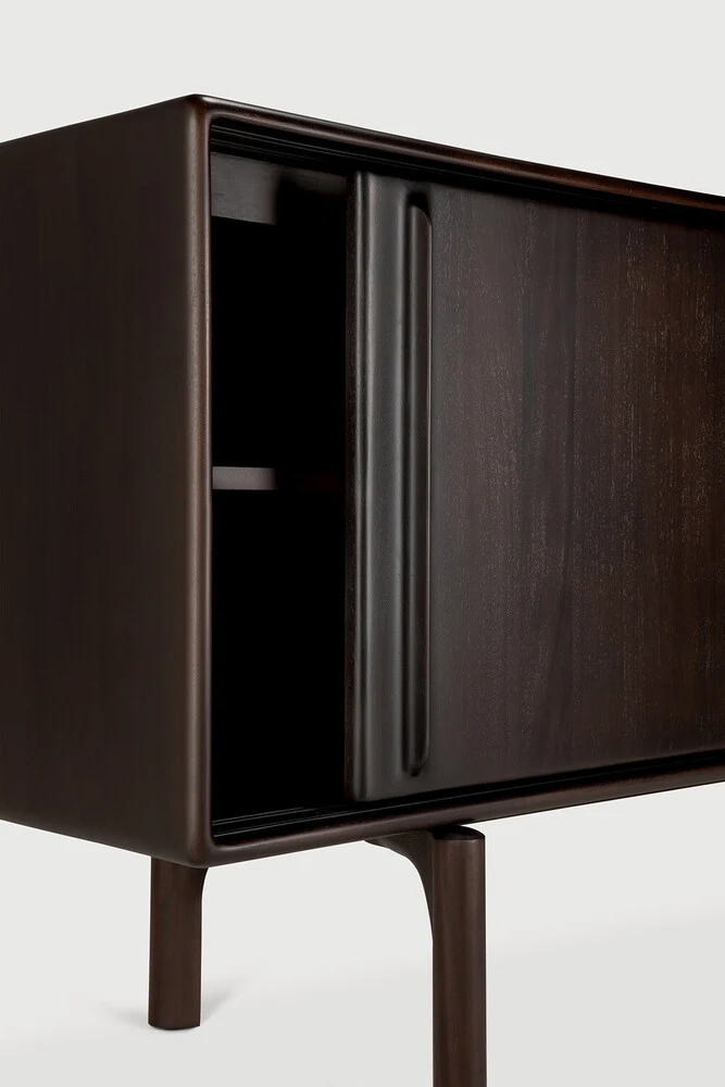 Flow Sideboard