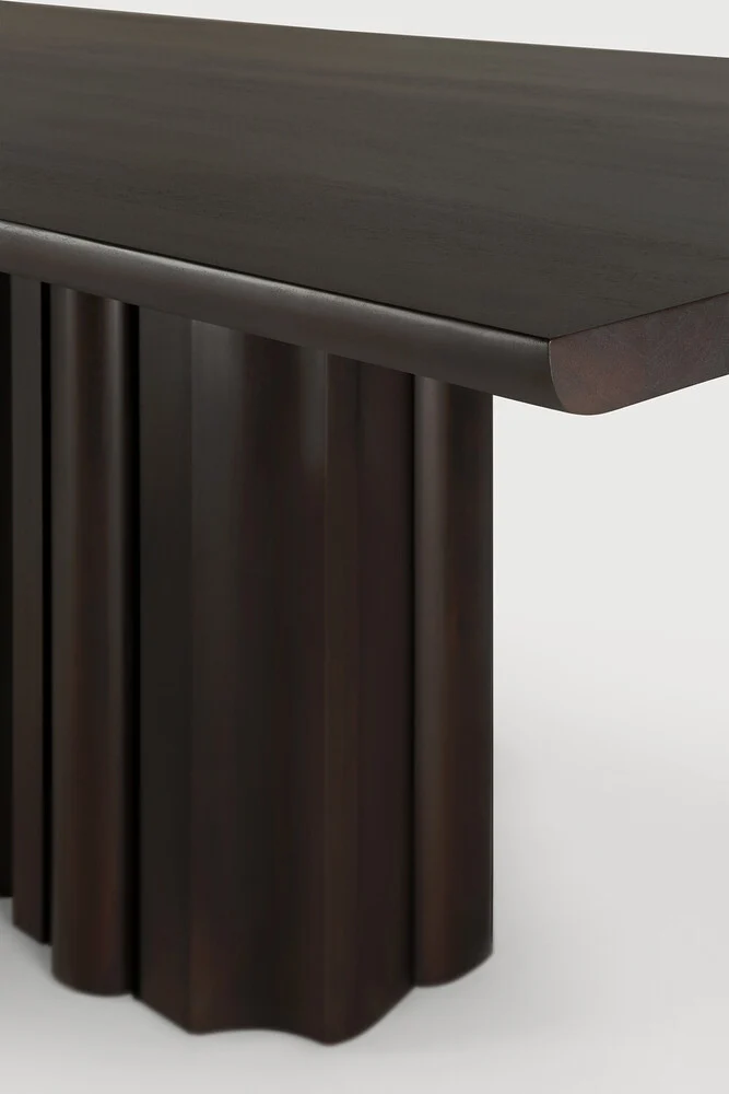 Sequence Dining Table