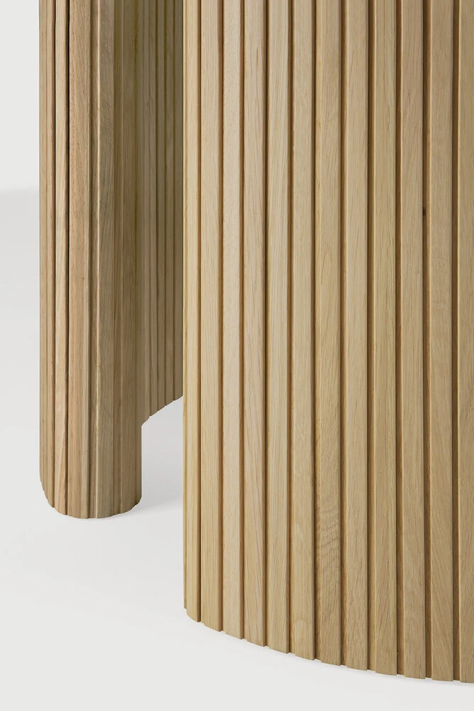 Roller Max Dining Table