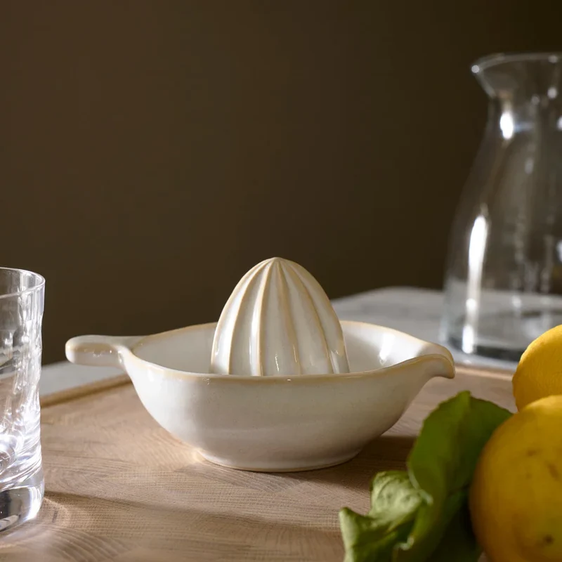 Bramley Stoneware Lemon Squeezer