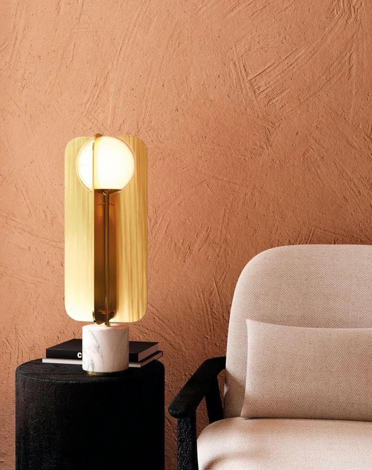Lampe de table de la ligne Nina