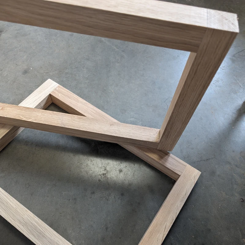 Pieds de table basse en bois rustique