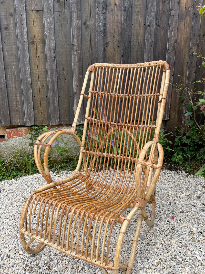Grand fauteuil en rotin