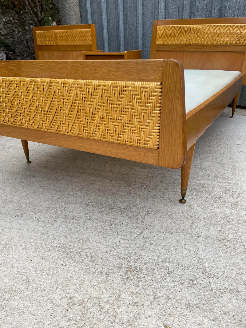 Ensemble lits et chevet années 70