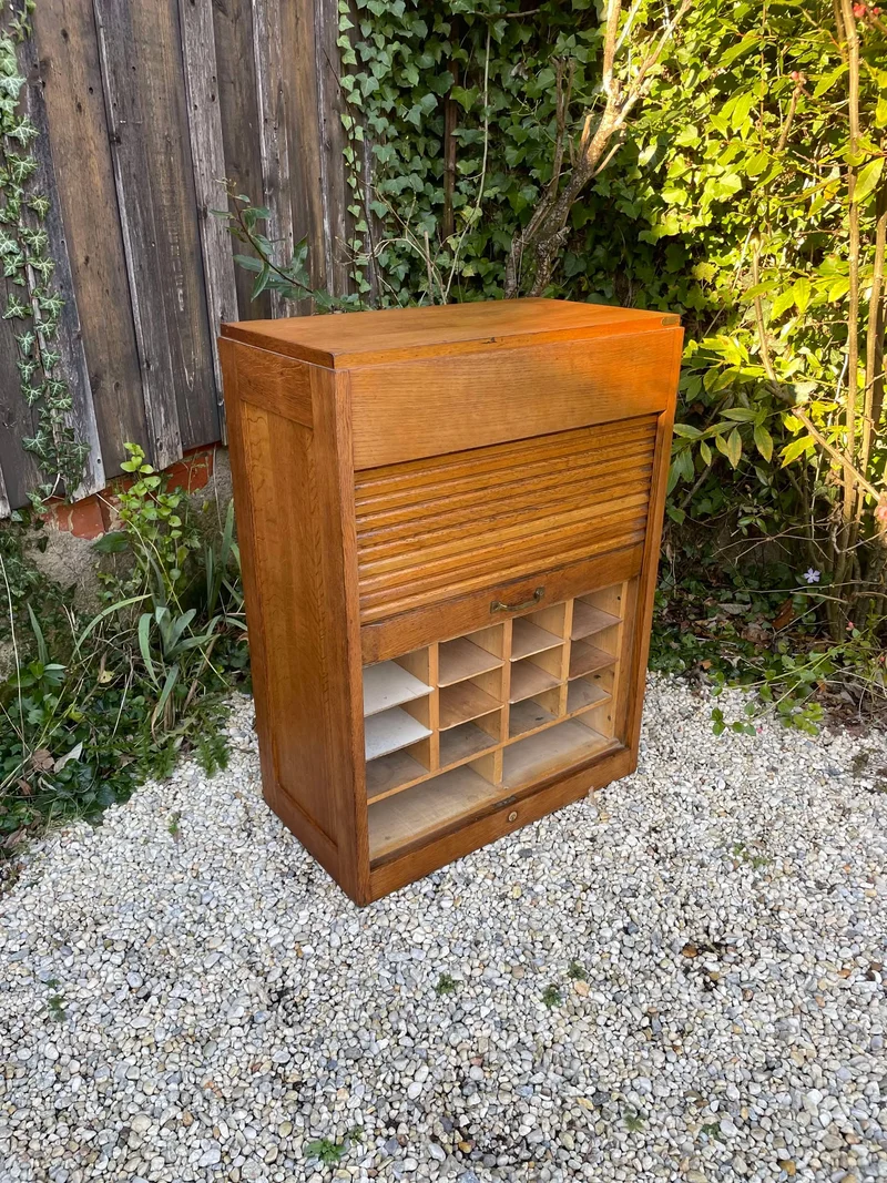 Ancien petit meuble classeur