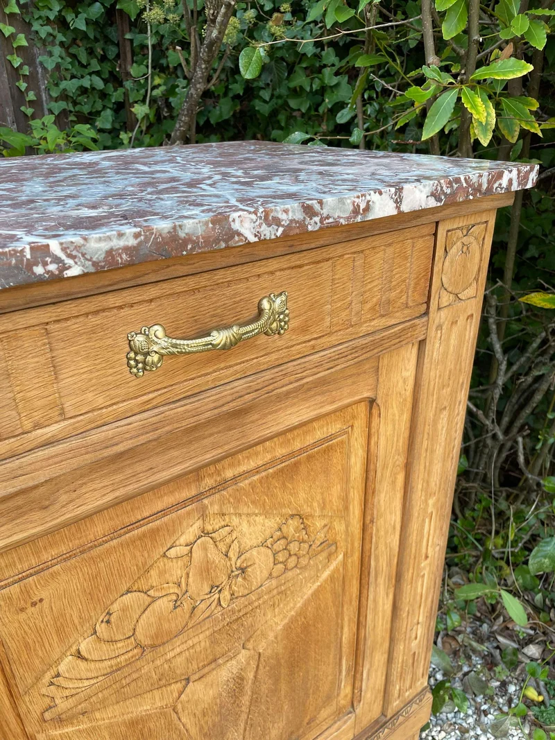 Buffet art déco en châtaignier