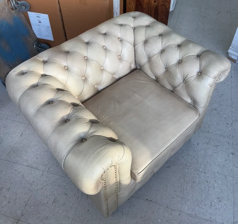 Fauteuil en cuir Chesterfield Moka 31x38x34''