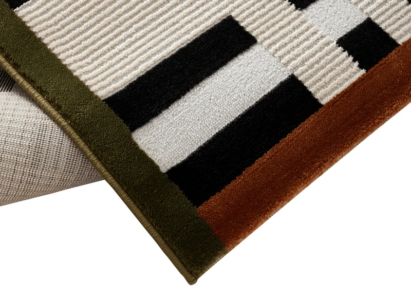 Tapis blanc à motifs noirs, verts et orange 200 x 290 cm ELINN