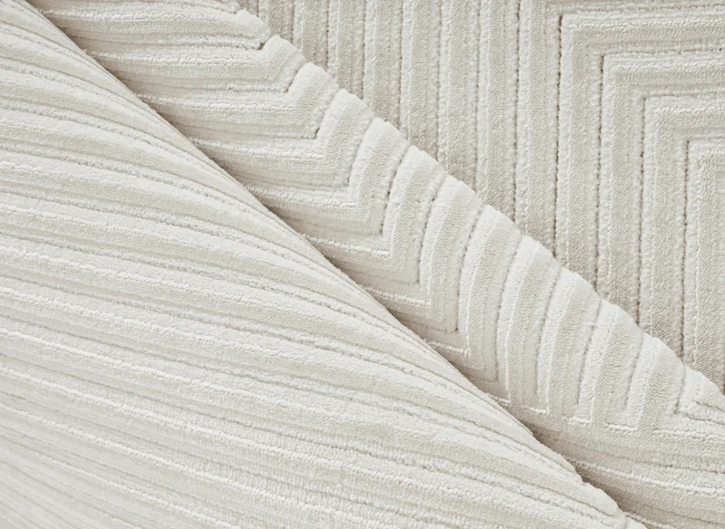 Tapis blanc écru à losanges beiges 160 x 230 cm ROUBY