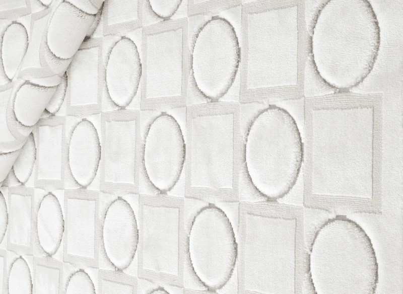 Tapis blanc écru à formes géométriques 192 x 290 cm KAELIES
