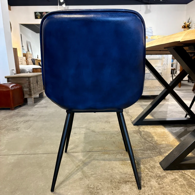 Chaise Nessa cuir bleu marine
