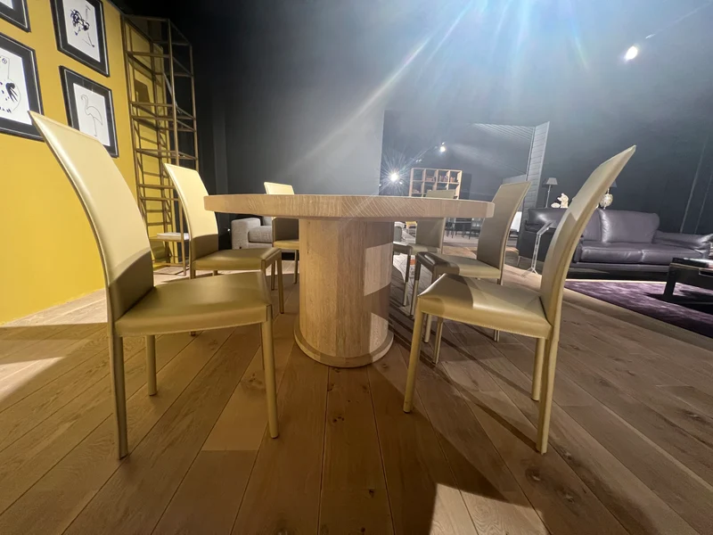 Un ensemble salle à manger - Cuarto