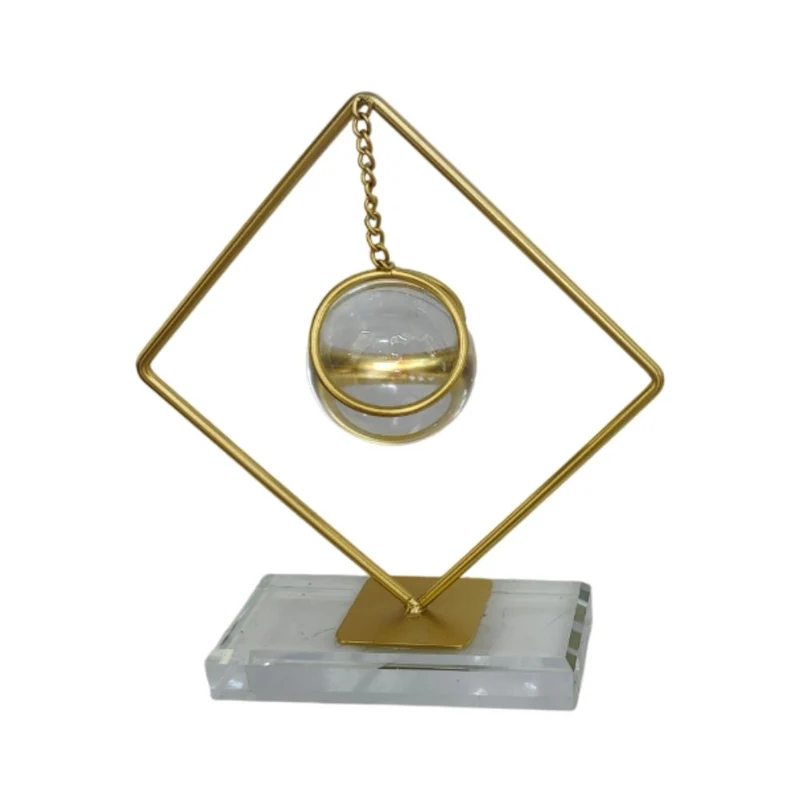 Objet décoratif, H18,5CM