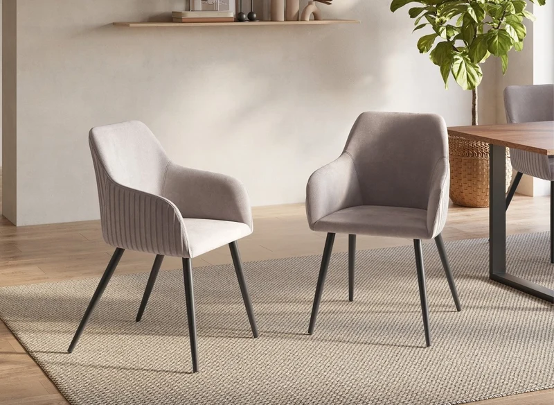 Lot de 2 chaises en velours beige pieds en métal noir DEVOR