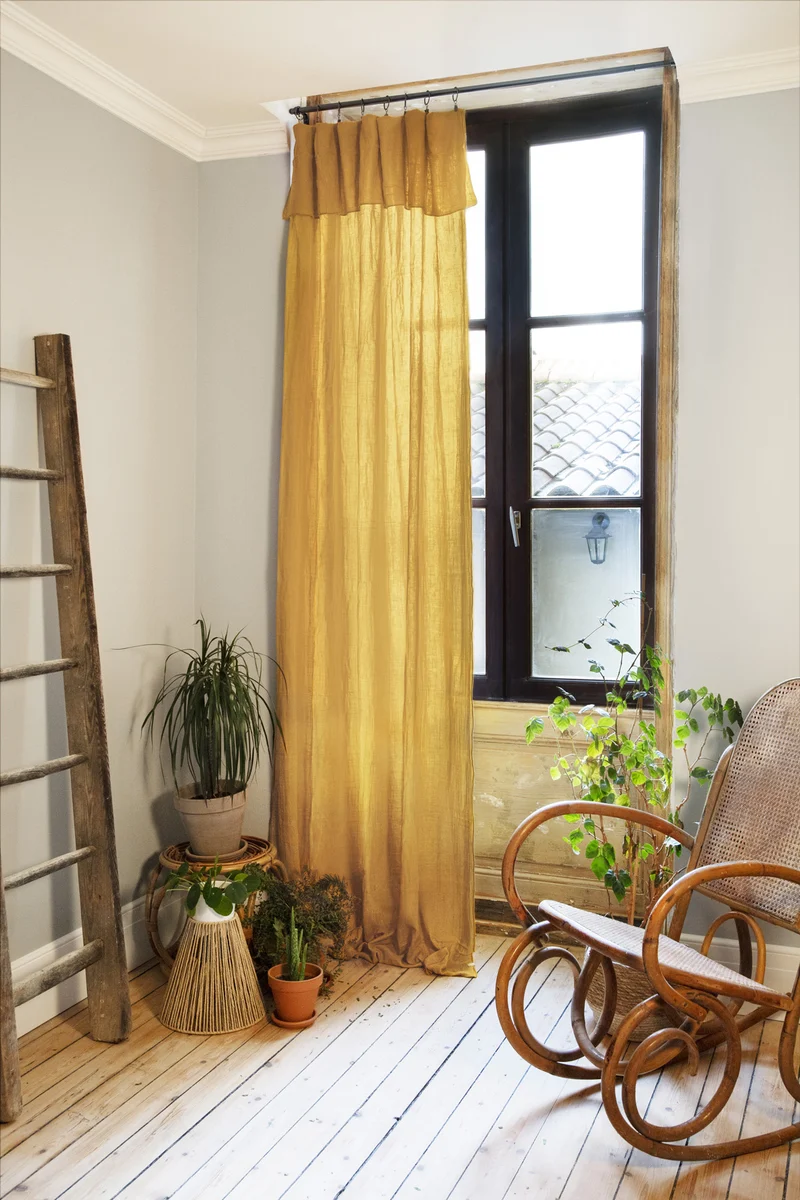 Rideau ajustable + 8 anneaux pince Gaze de coton 140 x 300 cm GAIA Safran