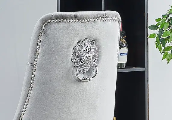 Chaises en velours gris et tête de lion argentée - Glade x4