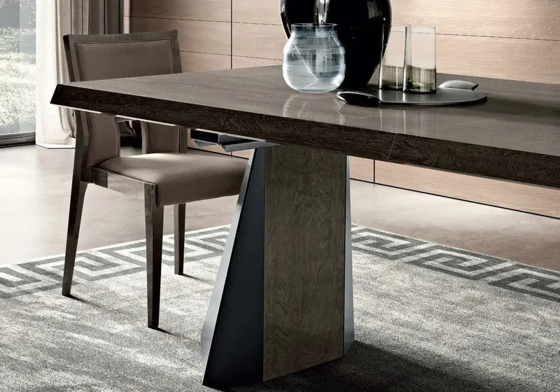 Table et chaises bouleau laqué PURA