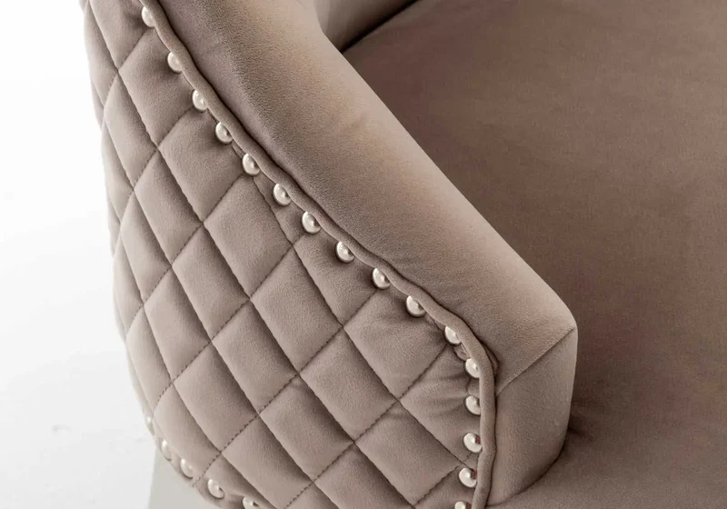 Chaise capitonnée velours moka tête de lion argent - Lion x2