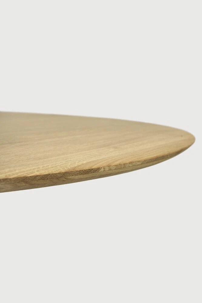 Ethnicraft Table à manger ronde - Corto chêne