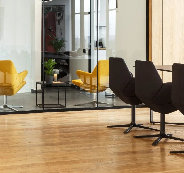Fauteuil - angulaires - Trifidae