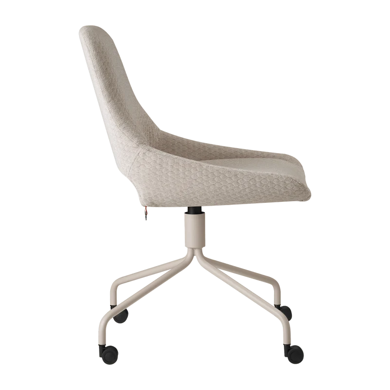 Chaise LOLA C4110
