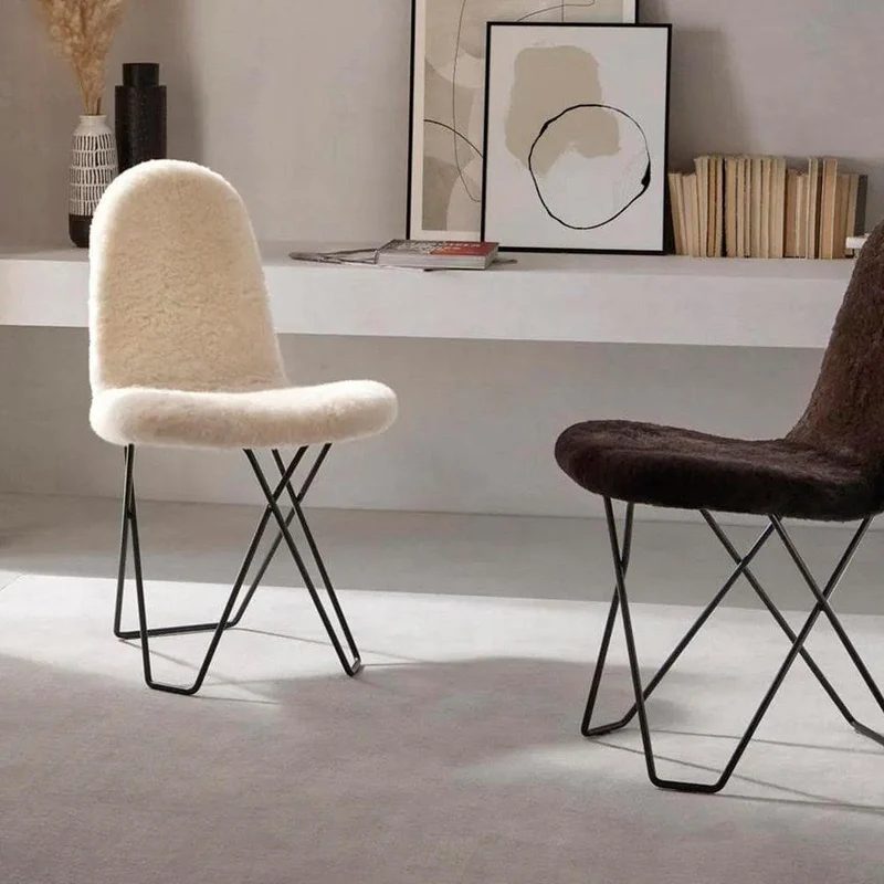 Chaise CACTUS en peau de mouton