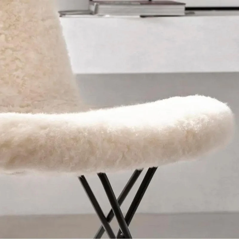Chaise CACTUS en peau de mouton