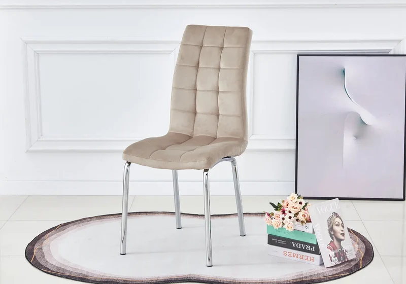 Chaises en velours taupe capitonnées - Dea x6