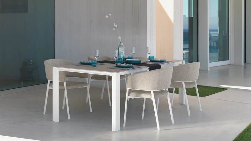 EDEN Table à manger pour l'extérieur