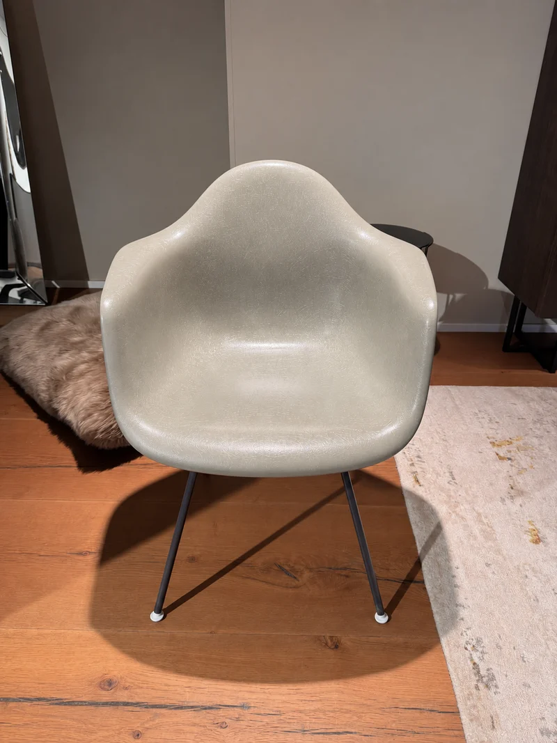 EXPO Vitra DAX Fauteuil à accoudoirs