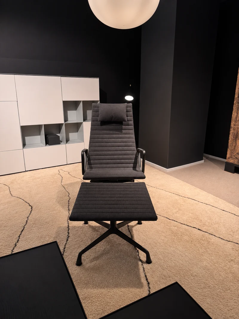 EXPO Vitra EAMS EA Fauteuil de salon