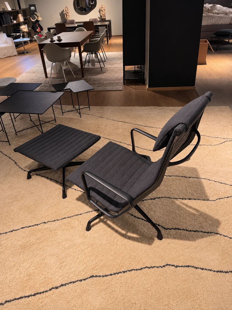 EXPO Vitra EAMS EA Fauteuil de salon