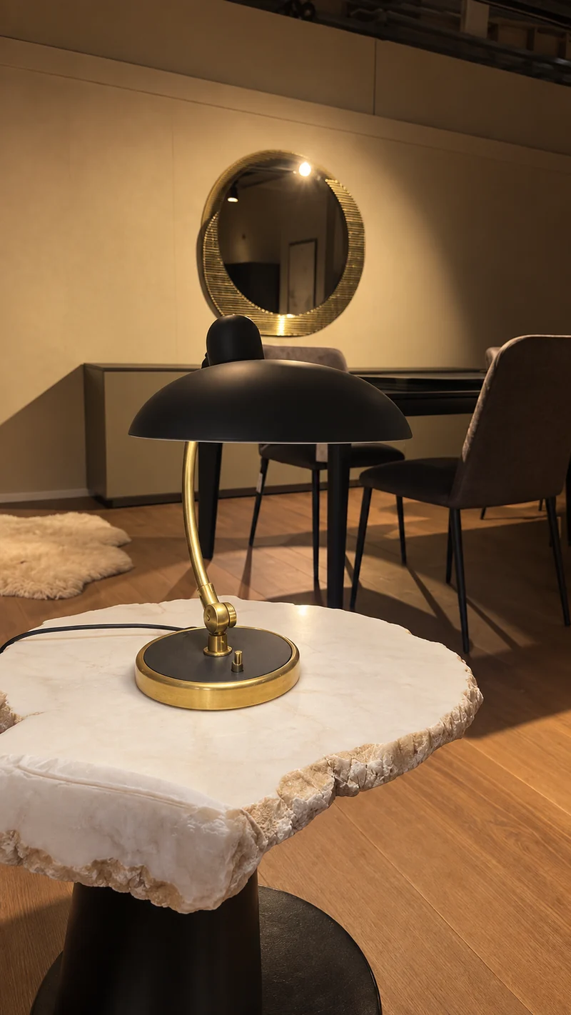EXPO Fritz Hansen KAISER Lampe de table