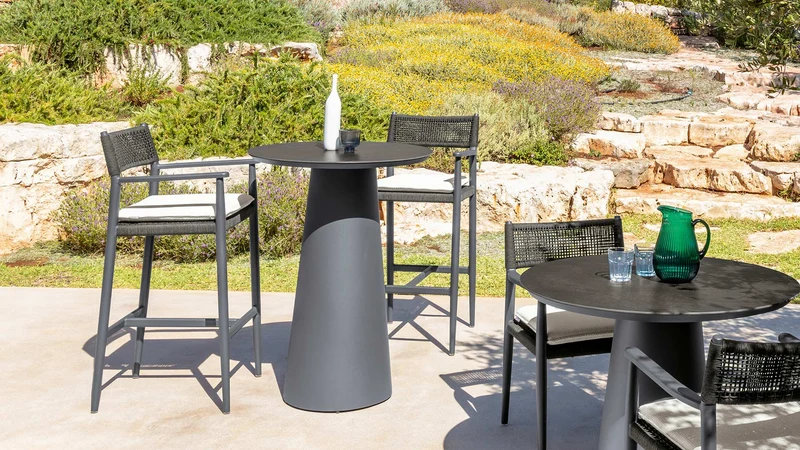 Set de bar Dolcevita Alu: table + 2 tabourets