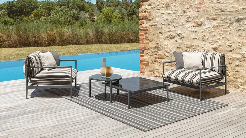 Nalu table basse pour l'extérieur