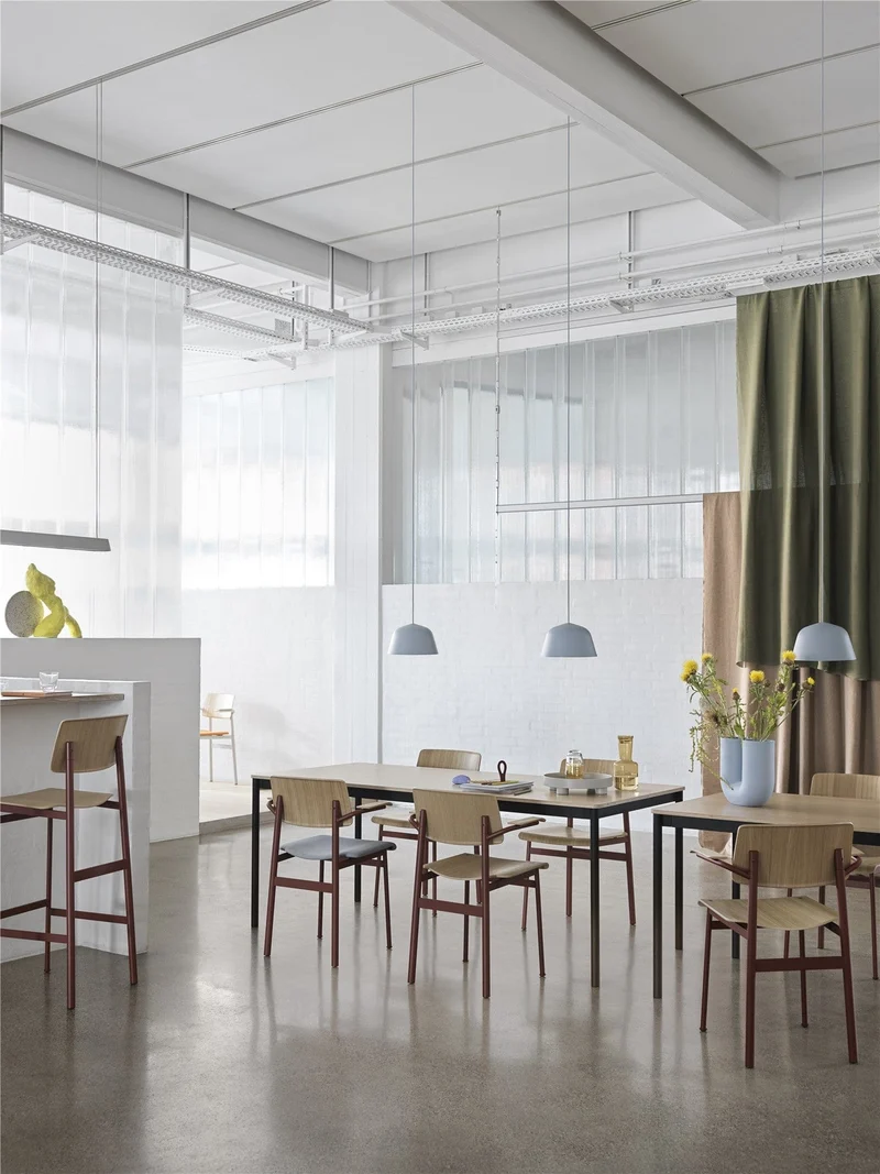 Chaise Muuto - Loft avec accoudoirs