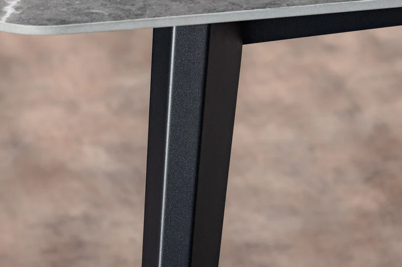 Table à manger moderne MILANO 160cm céramique anthracite pieds métal noir