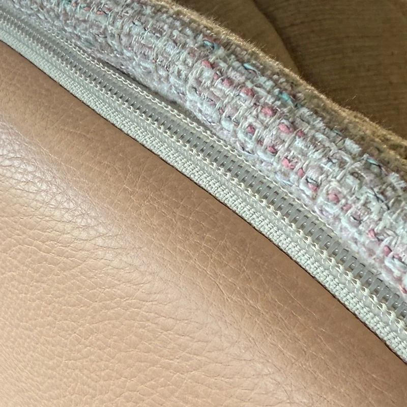 UN FAUTEUIL - SOFTY
