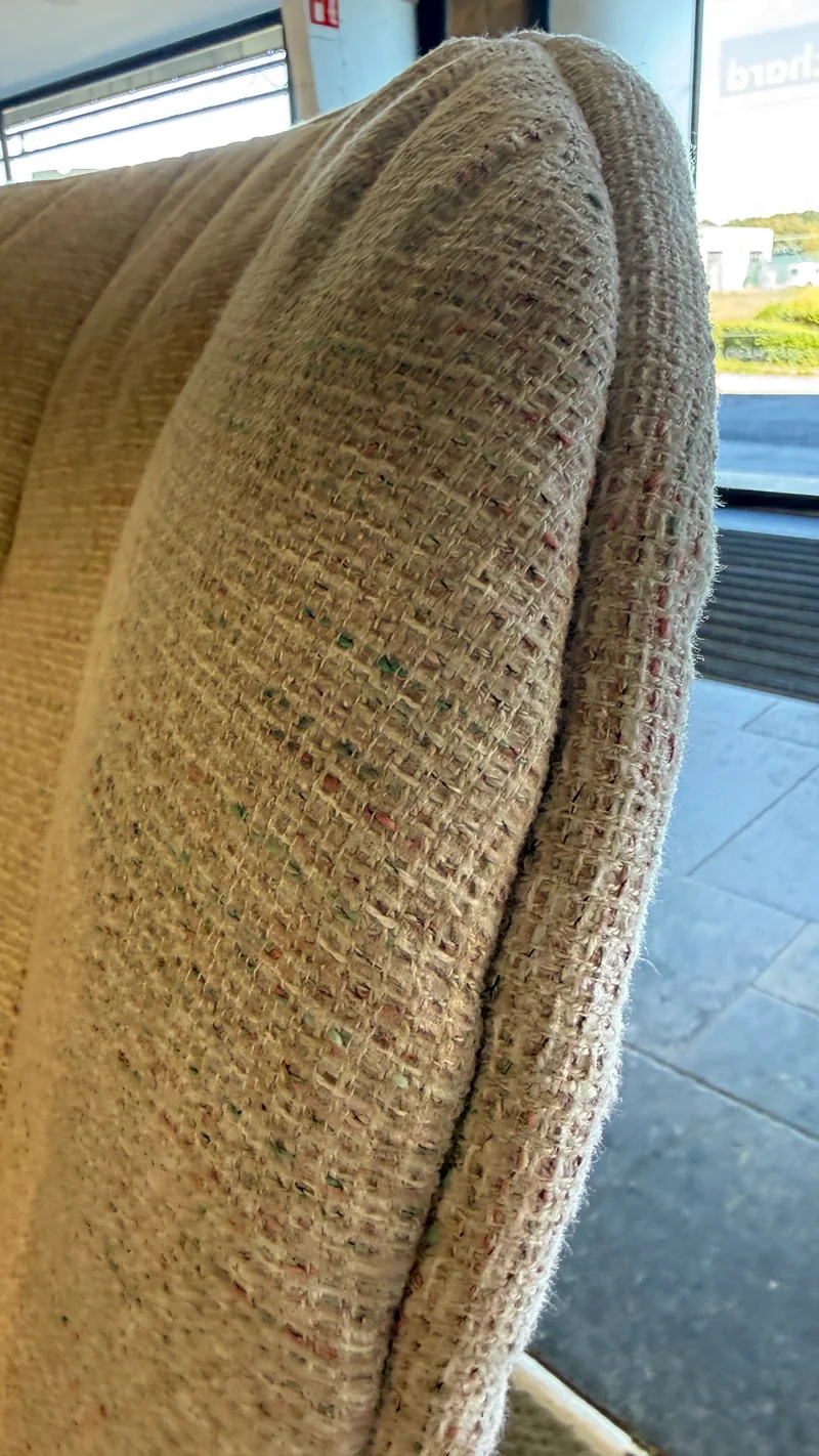 UN FAUTEUIL - SOFTY