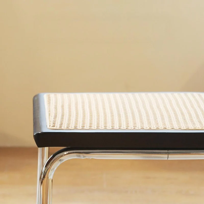 Lot de 4 chaises en rotin noir, style Breuer RUSTICSTONEELITE